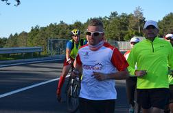 Matej Markovič hrabro na poti. Tretja noč brez spanca.