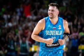 Dončić in kapetan Dragić navduševala v Zlatorogu, padla je stotica