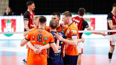 ACH Volley do zaključne žoge za prvaka, Kamničani po hudem boju do brona