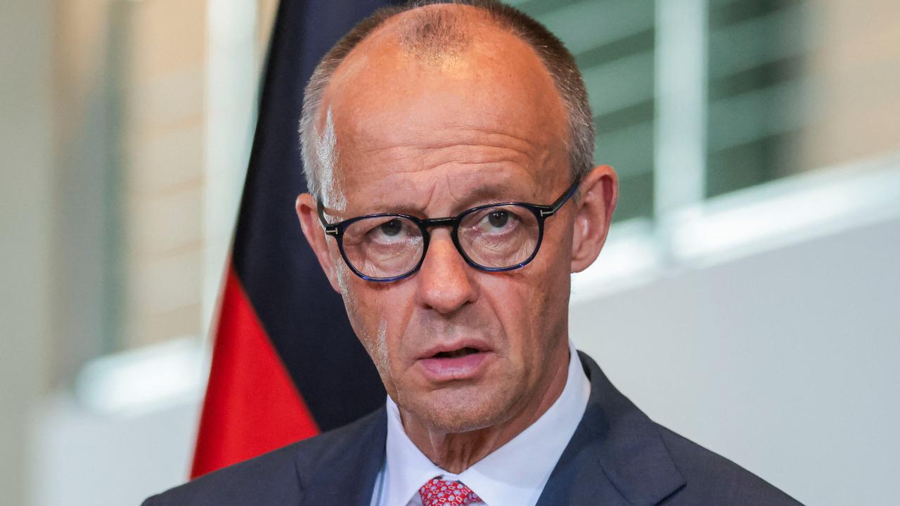 Merz opozarja pred rusko grožnjo in vztraja pri rezih v predlaganem proračunu EU
