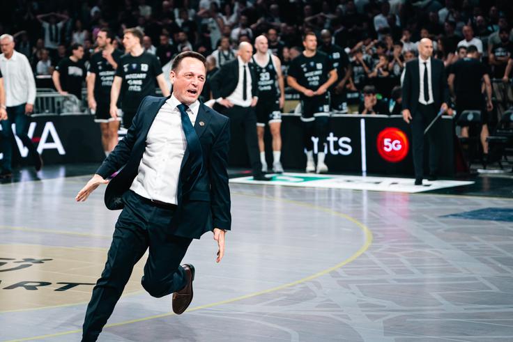 Aleksander Sekulić je z Dubajem v drugem letu obstoja kluba osvojil ligo ABA. | Foto: Partizan Mozzart Bet/Dragana Stjepanović