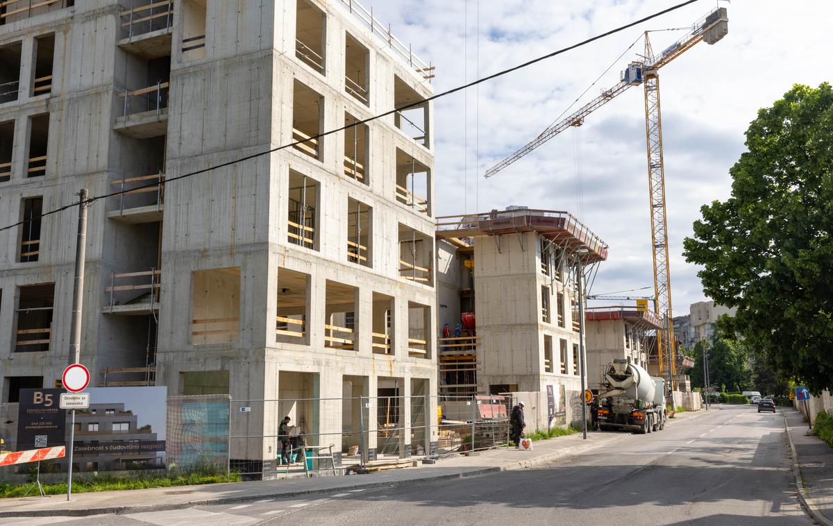 Bežigrajska petka, gradnja maj | Foto arhiv ponudnika