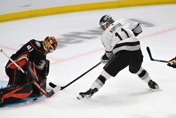 LA Kings do nove pomembne zmage, Kopitar presegel velik mejnik