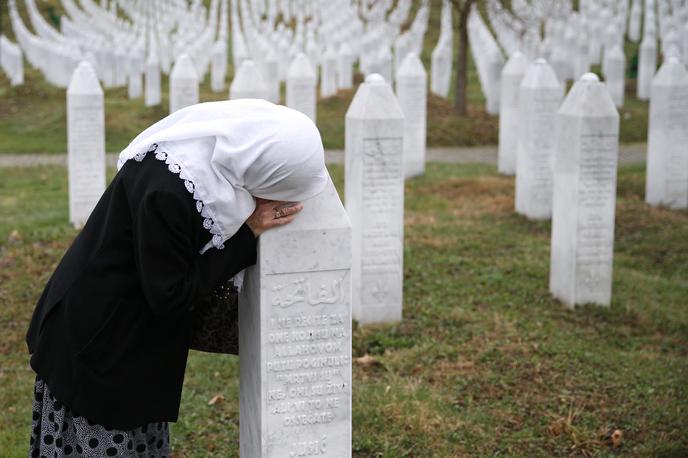 Srebrenica | V državah članicah Evropske unije je danes evropski dan spomina na žrtve genocida. | Foto Reuters