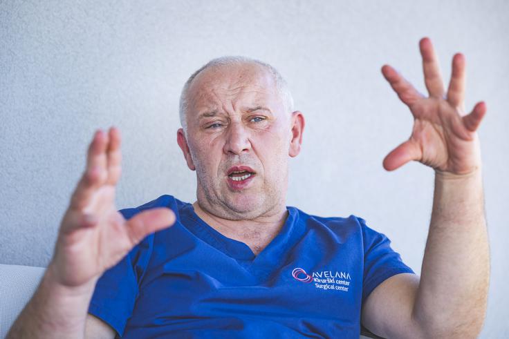 "Operaterji v novomeški bolnišnici smo bili po mojih podatkih med najslabše plačanimi v Sloveniji, občutno slabše kot drugje." | Foto: Ana Kovač