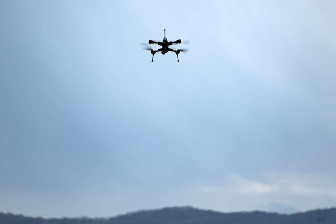 Droni kamikaze | Preizkusili so brezpilotni letalnik hrvaškega proizvajalca.  | Foto STA