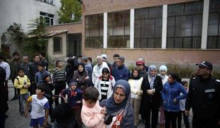 Bolgarija začela graditi ograjo proti sirskim beguncem