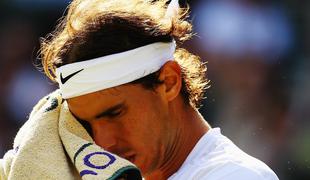 Ko igrišče sklonjenih glav zapustijo Đoković, Federer in Nadal (video)