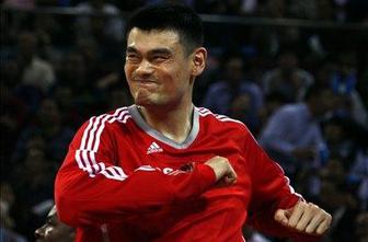 Yao Ming prestal operacijo gležnja
