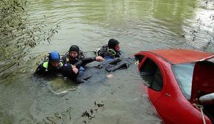 Ko zaradi močnega neurja popusti jez in povzroči številne nesreče (foto)
