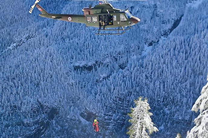 gorski reševalci, reševanje, plaz, gore | V gorski nesreči so v snežnem plazu pod Toscem umrli trije hrvaški državljani. | Foto Gorska reševalna služba Radovljica/Facebook
