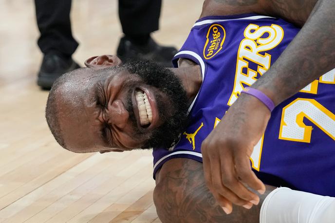 LeBron James | LeBron James je bil v zadnjih tednih ob poškodbi Dončića in Reavesa gonilna sila Lakersov. | Foto Guliverimage