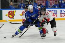 SP v hokeju 2023, slovenska hokejska reprezentanca : Kanada, Jan Drozg