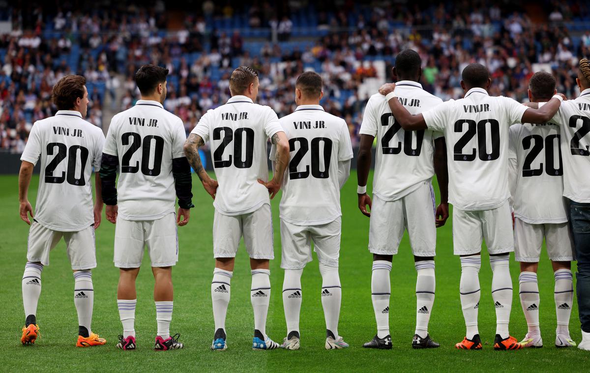 Real Madrid podpora Viniciusu | Tekma je minila v znamenju podpore Viniciusu. | Foto Reuters