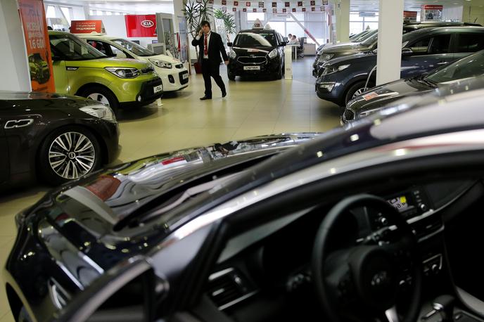 Avtomobili tovarna Rusija | Foto Reuters
