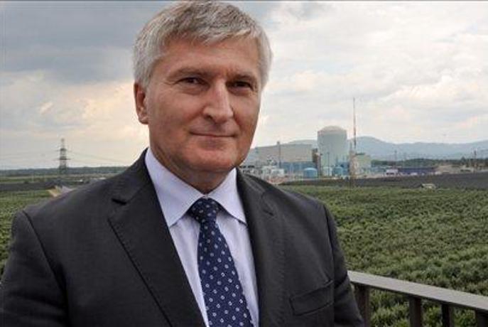 Gen energija z novo upravno stavbo in informacijskim središčem