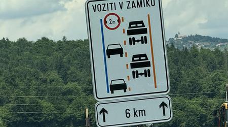 Če bi vsi res peljali 60 km/h? To se dogaja okrog novega prometnega znaka.
