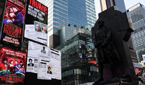 V streljanju na newyorškem Times Squaru trije ranjeni
