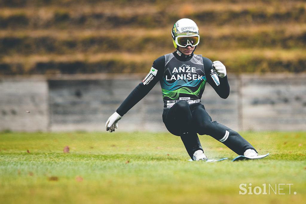 Skakalci trening Planica