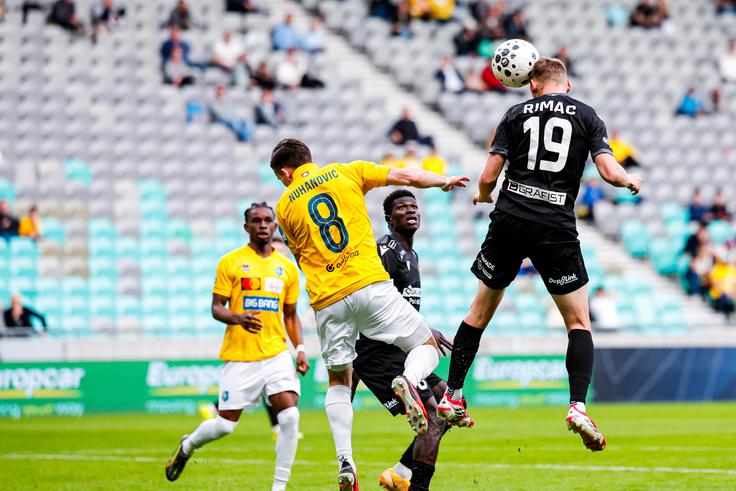 Koprčani so v Stožicah remizirali z Bravom. | Foto: Aleš Fevžer