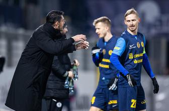 Žan Karničnik uspešno prestal operacijo rame