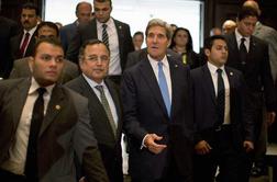 Kerry v Egiptu potrdil sodelovanje ZDA s tamkajšnjo prehodno vlado
