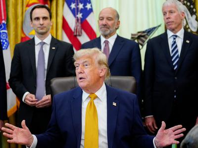 Raziskava: velik padec priljubljenosti ZDA in Donalda Trumpa v svetu