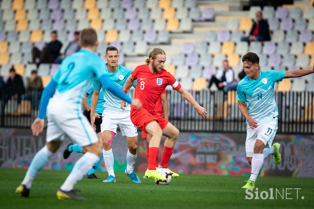 Slovenija : Anglija, slovenska nogometna reprezentanca u21