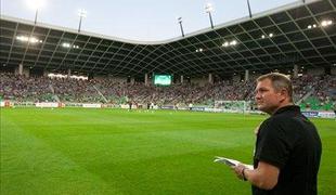 Stožice razprodane, Ferci poskrbeli za rekord