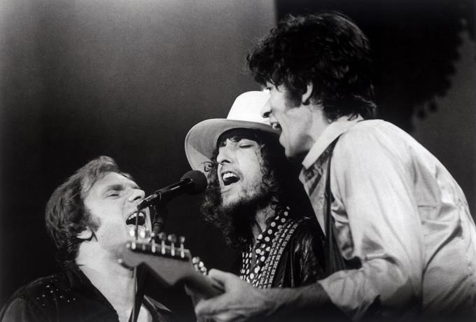 Van Morrison, Bob Dylan, Robbie Robertson izvajajo pesem I Shall Be Released. | Foto: Guliverimage