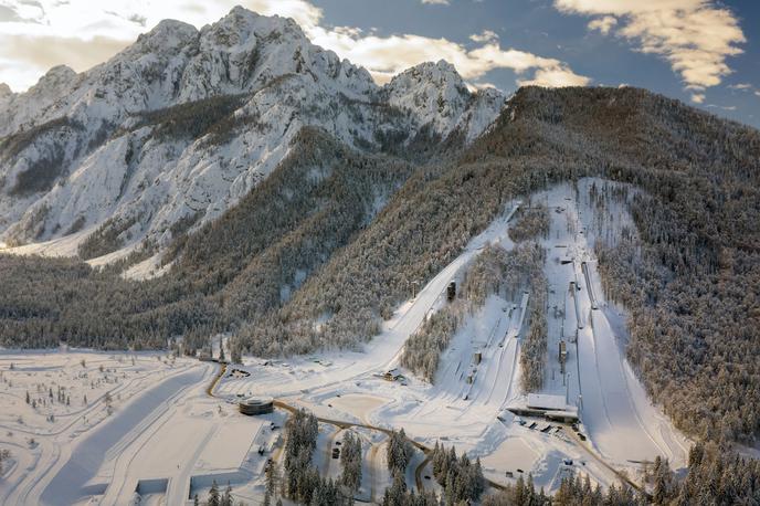Planica | Organizatorji nordijskega svetovnega prvenstva pričakujejo, da se bo v Nordijski center Planica v prihodnjih slabih dveh tednih zgrnilo več kot sto tisoč gledalcev. | Foto Shutterstock