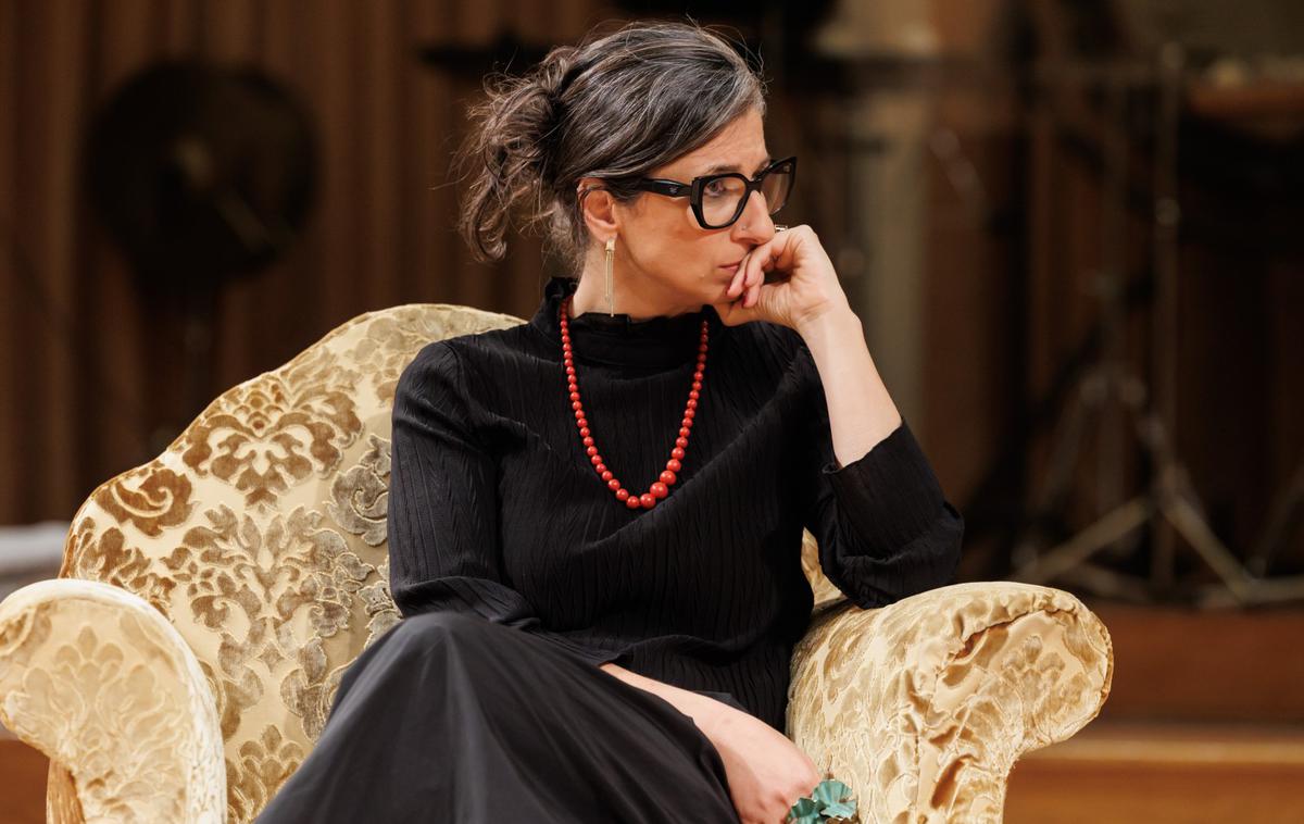 Francesca Albanese | Francesca Albanese od začetka izraelske ofenzive v Gazi oktobra 2023 velja za načelno in odkrito zagovornico mednarodnega prava, zaradi česar si je prislužila občudovanje med podporniki pravic Palestincev in nakopala jezo Izraela, ki ji skupaj z zavezniki iz ZDA očitajo antisemitizem. | Foto STA