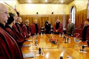 Türk DZ predlagal spremembe ustave glede ustavnega sodišča
