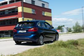 bmw 225xe active tourer luxury line