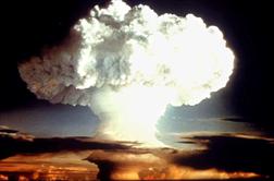 Knjiga, ki je svetu pokazala, kakšne so posledice atomske bombe