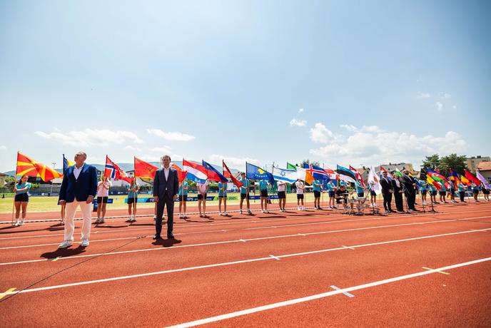 Islandija vodi po prvem dnevu tretje lige v Mariboru