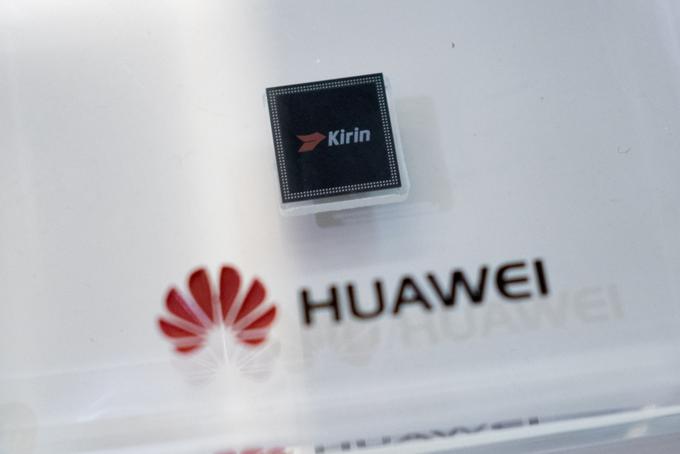 Kirin 950 je trenutno eden najsilovitejših procesorjev, ki jih razvija Huawei. | Foto: Reuters