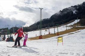 Na kranjskogorske strmine in skoke v Planico