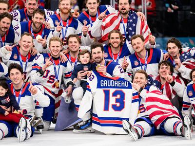 Čustven poklon zlatih Američanov pokojnemu rojaku #foto