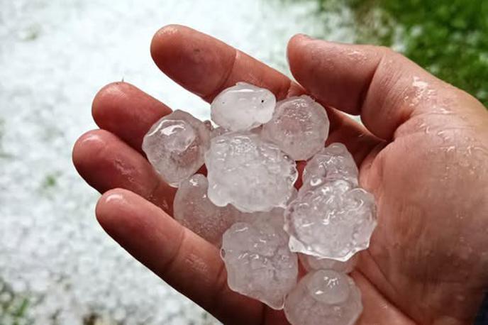 neurje, Celje, toča 02082025 | Foto Matej Jurkovič/Neurje.si/Facebook