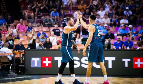 Slovenci s stotico in zmago končali skupinski del, Dončić Izraelcem nasul 37 točk