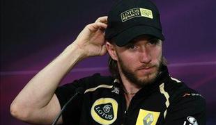 Heidfeld verjame v singapursko vrnitev