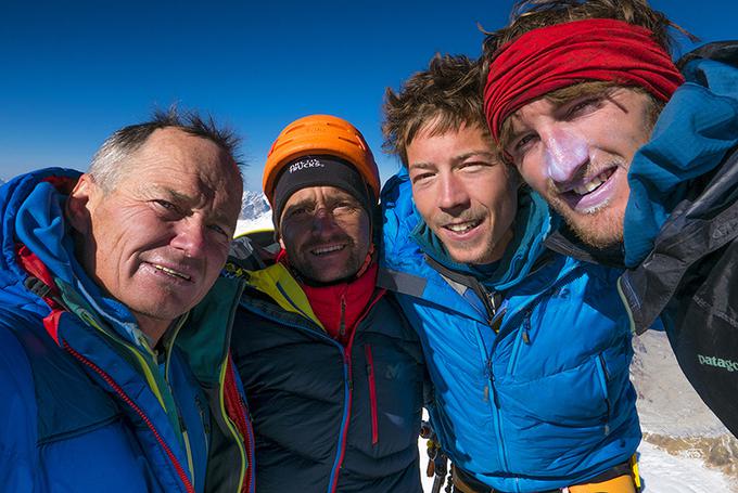 Marko Prezelj, Manu Pellissier, Urban Novak in Hayden Kennedy na vrhu markantnega Cerro Kishtwarja. Foto: Marko Prezelj. | Foto: 