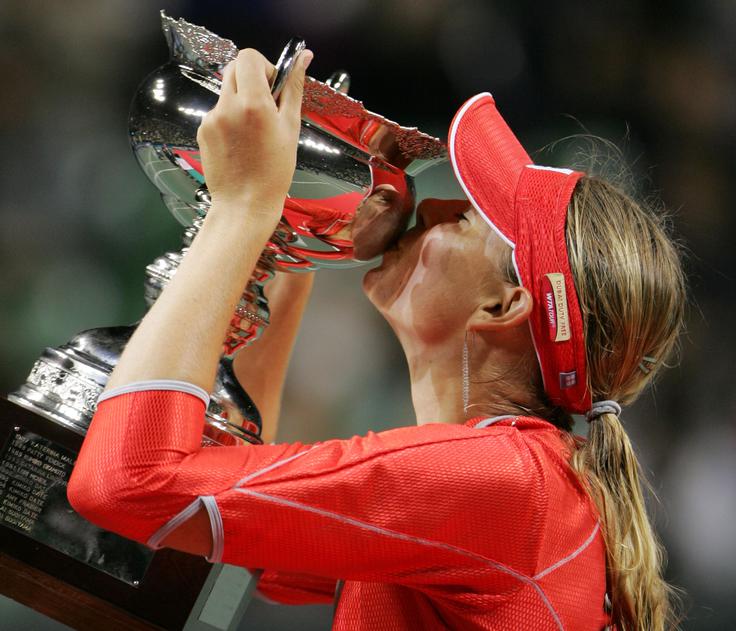 Mrija Šarapova Wimbledon 2004 | Foto: Reuters