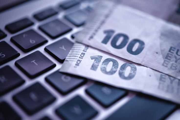 Prenosni računalniki bi se po ocenah analitikov v letu 2026 lahko podražili tudi za 15 odstotkov.  | Foto: Shutterstock