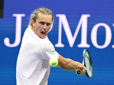 Zverev pod velikim pritiskom, Monfils na rojstni dan v zadnji veliki ples