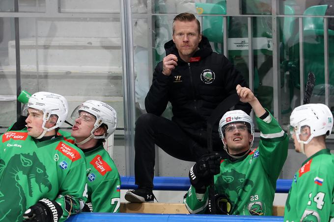 "Naredili smo nekaj majhnih napak," je obžaloval ljubljanski trener Antt Karhula. | Foto: www.alesfevzer.com