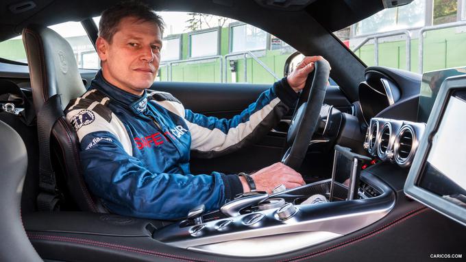 Bernd Mayländer, že sedemnajsto leto voznik varnostnega vozila formule ena. | Foto: Mercedes-Benz