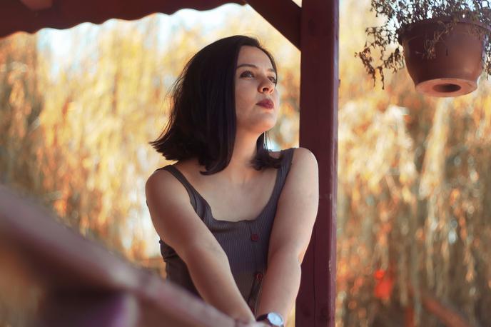 ženska, dekle, poletje, jesen | Foto Pexels