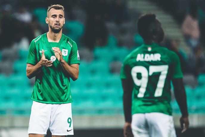 Mustafa Nukić | Mustafa Nukić je v soboto dvakrat zadel, a na koncu doživel dvojni udarec - poraz Olimpije in prepoved igranja na sobotnem derbiju v Ljudskem vrtu. | Foto Grega Valančič/Sportida